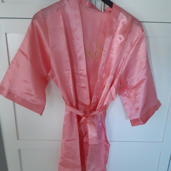 Bride Pink Satin Kimono Robe - Picture 2 of 9